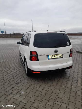 Volkswagen Touran 2.0 TDI DPF Comfortline - 3