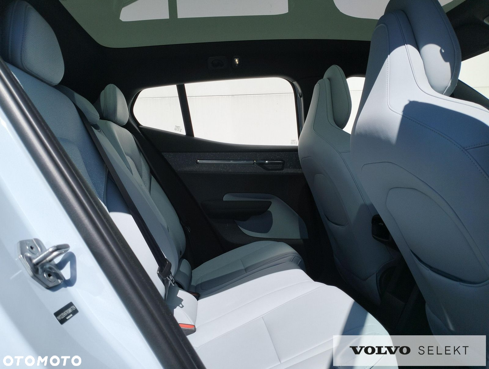Volvo EX30 - 10