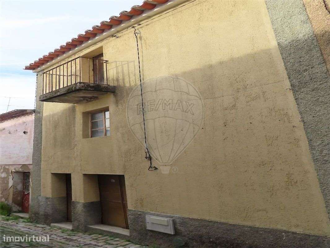 Moradia T2 para venda - Grande imagem: 2/21