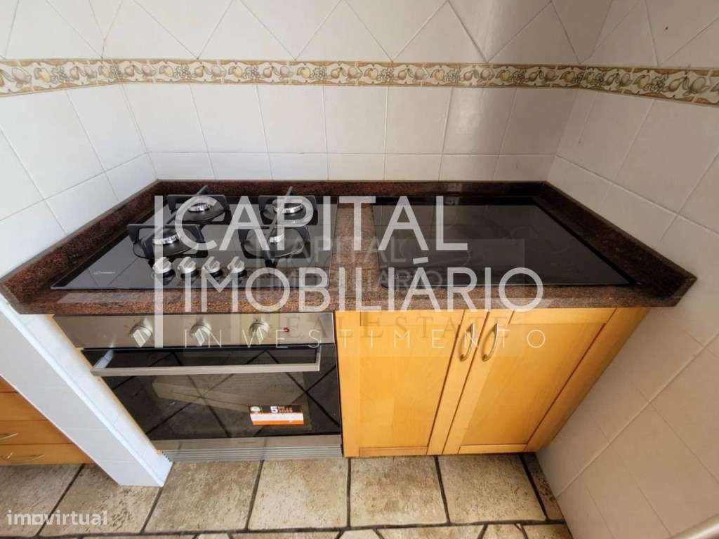 Moradia isolada V3+2 situada nas Caixas em Sesimbra com Piscina-28