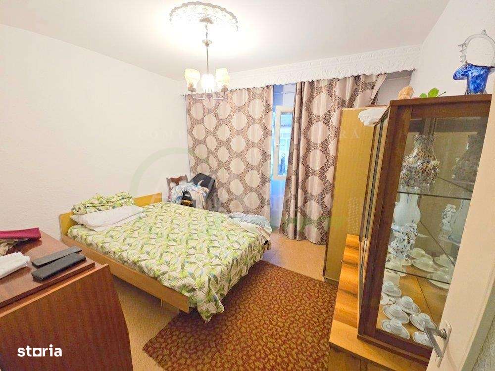 Apartament 3 camere decomandat | Etaj 4 - zona Republicii Bacau — fotografia 1