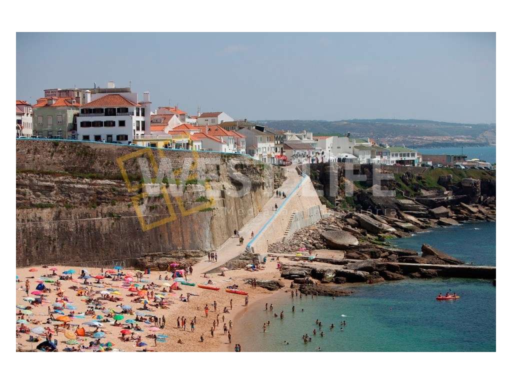 Arquitetura Contemporânea - NOVA - Moradia T4 com três suítes junto...-17