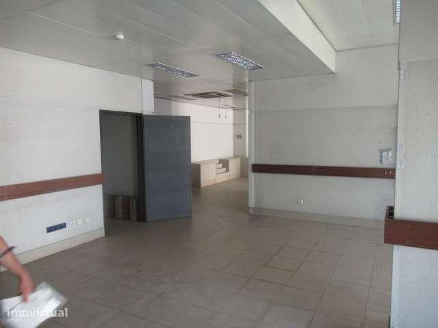 Imóvel Comercial no Lumiar-16