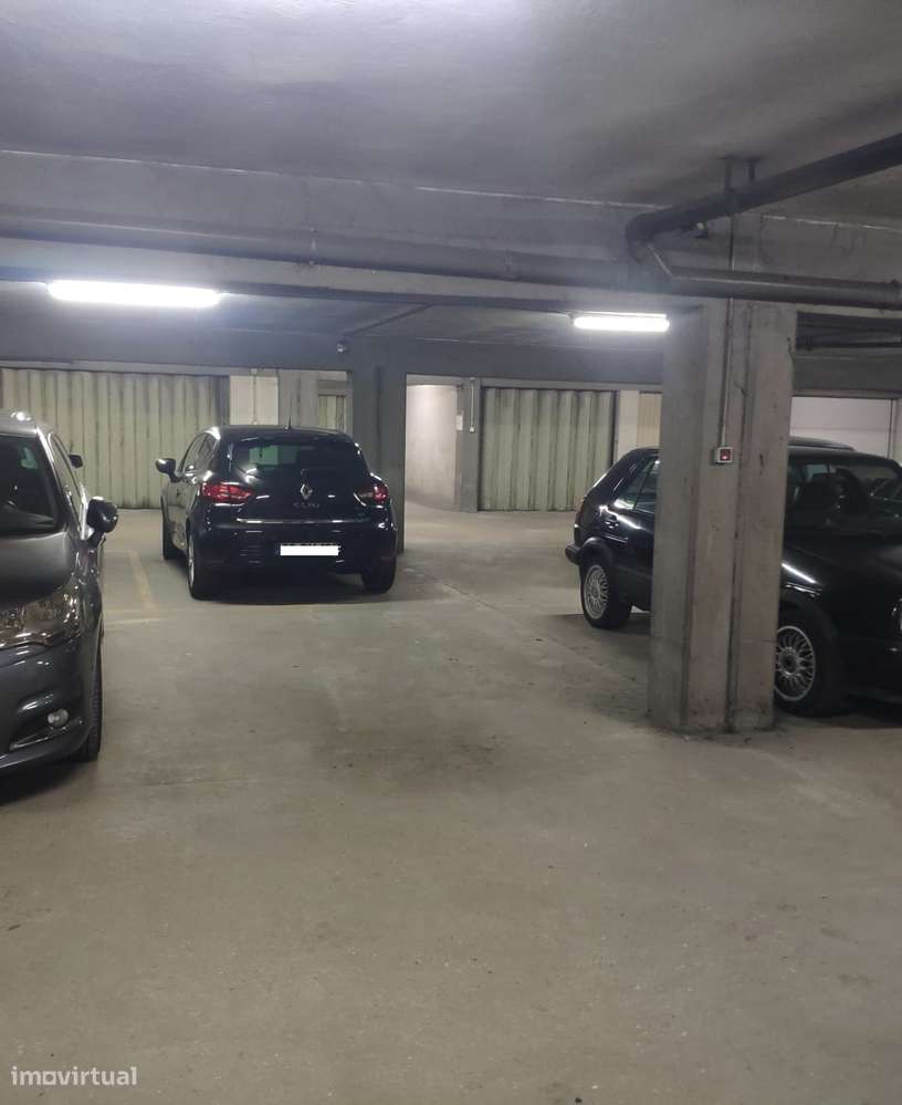 Magnífico apartamento T2 em S. João da Madeira-25