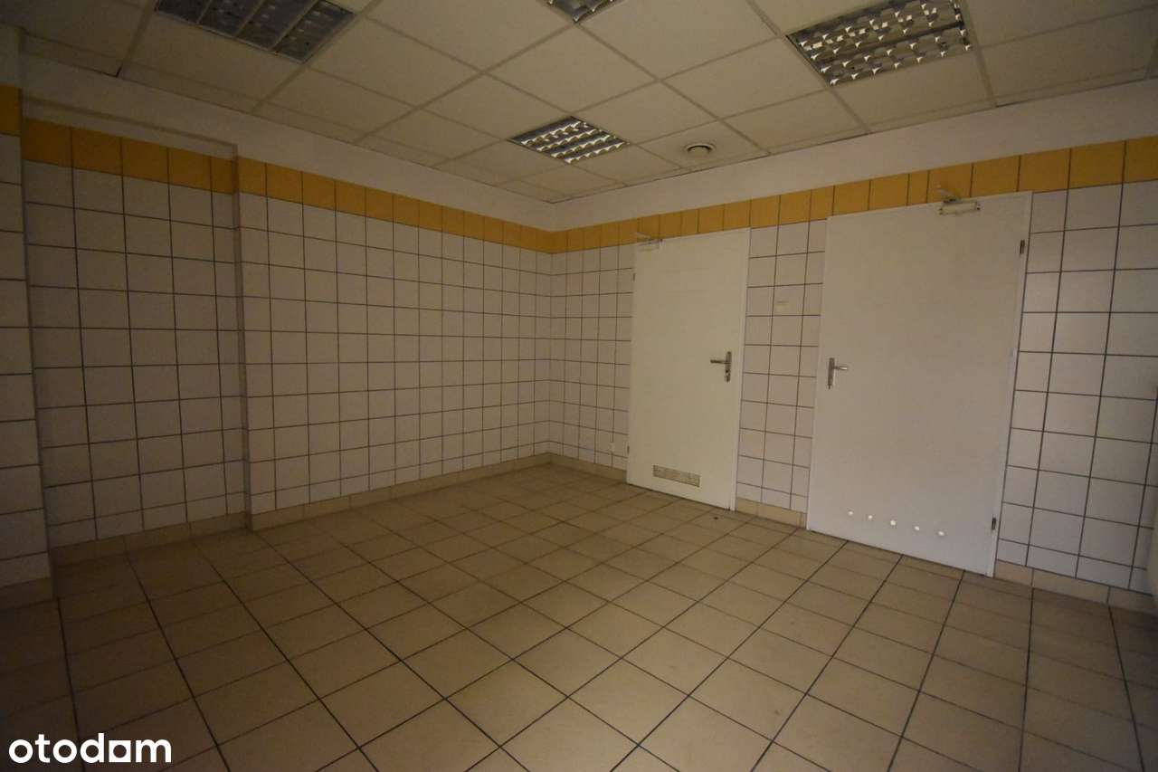 OBIEKT HANDLOWO - USŁUGOWY 1340m2 BOLESŁAWIEC-4