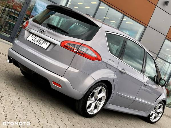 Ford S-Max - 9