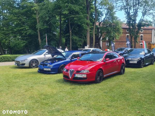 Alfa Romeo GT 3.2 24V Distinctive - 5