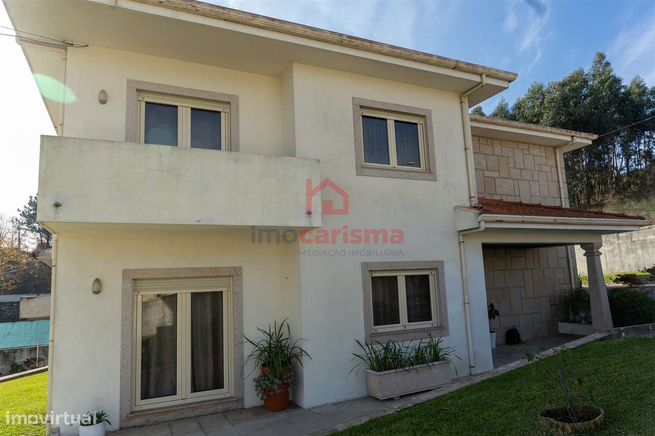 Moradia T4 em Guardizela, Guimarães-57