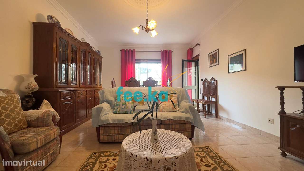 Apartamento T4 com Garagem-8