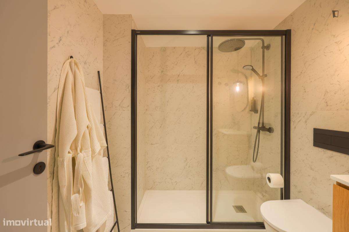 Estúdio - localizado em Ramalde Porto - Grande imagem: 5/6