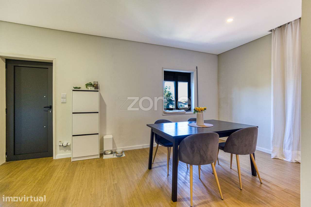 Moradia Bifamiliar T2 transformado em T1 + T1| Valbom, Gondomar-13