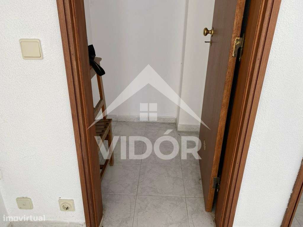 Loja no Novo Mercado Municipal da Baixa da Banheira - CP - Grande imagem: 3/5