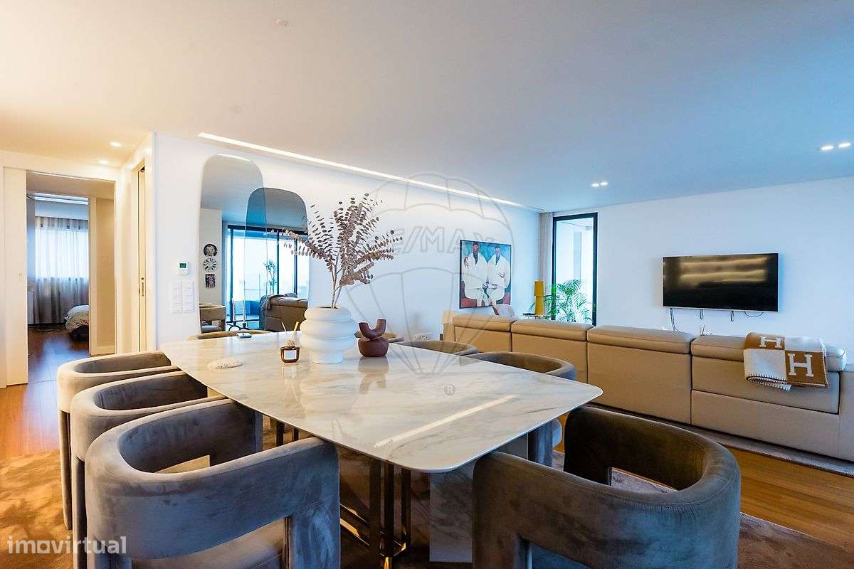 Apartamento T4 para venda - Grande imagem: 4/42