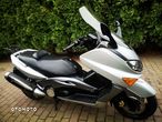 Yamaha Tmax - 17