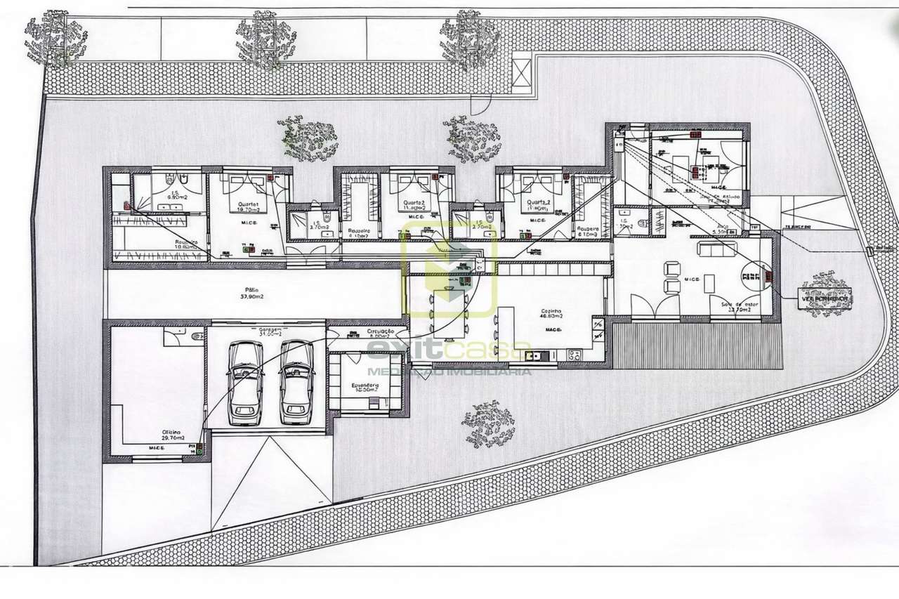 Moradia de Luxo a 5 Minutos da Praia da Barra-41