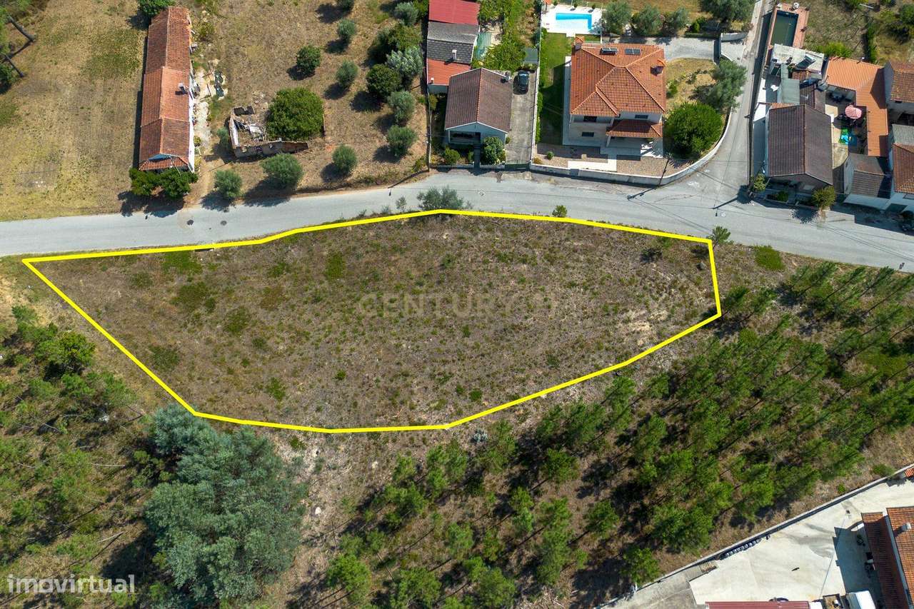 TERRENO PRÓXIMO DO CENTRO DA LOUSÃ E DE MIRANDA DO CORVO E A 2 MINUTOS - Grande imagem: 4/10