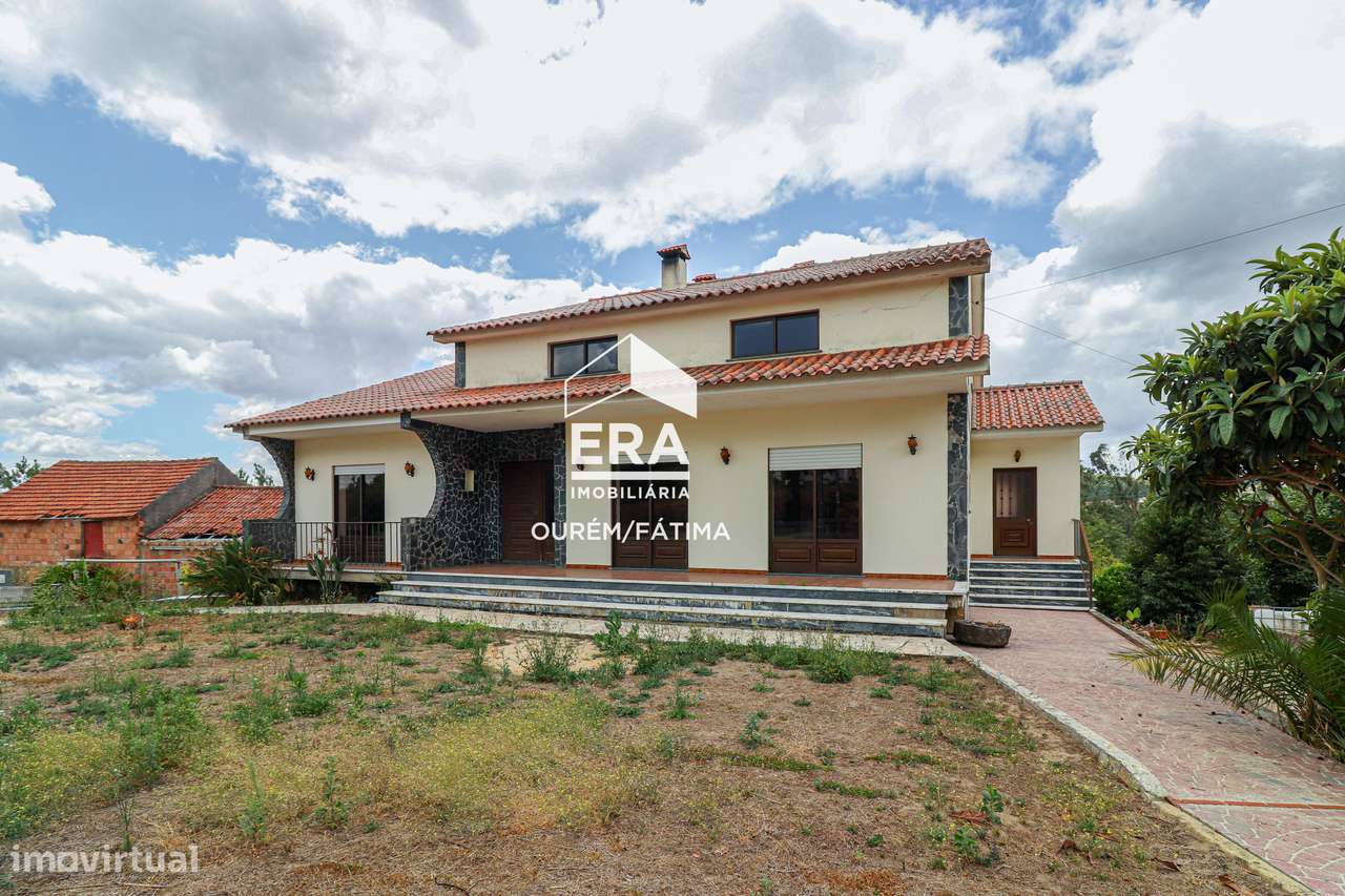 Moradia T5 no Olival, Ourém-49