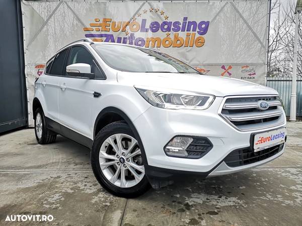 Ford Kuga - 1