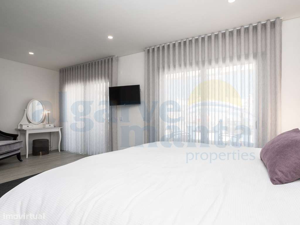 Moradia T3+2 Contemporânea - Pegada, Tavira, Algarve-42