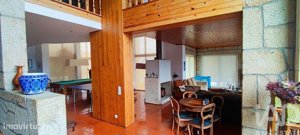 Casa / Villa T7 em Gondarém de 615,00 m2 - Grande imagem: 5/30