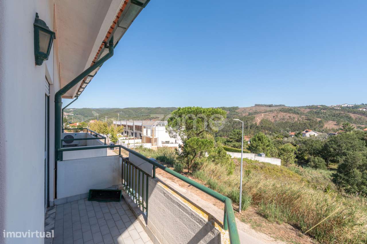 Apartamento T2 Duplex em Santo António dos Olivais, Coimbra-26
