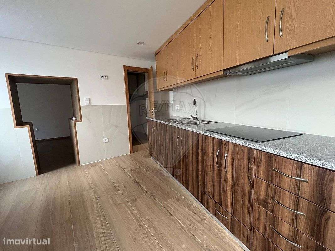 Moradia T2 para arrendamento - Grande imagem: 2/11