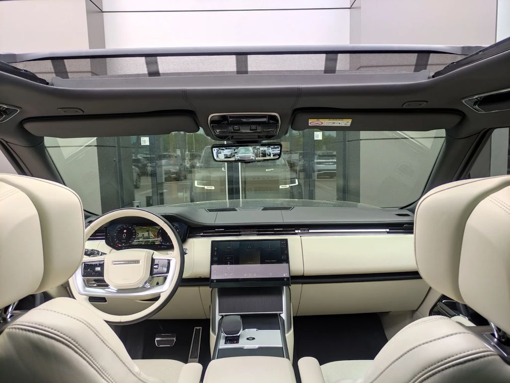 Land-Rover Range-Rover 4.4 V8 P535 Autobiography 530 KM — zdjęcie 6