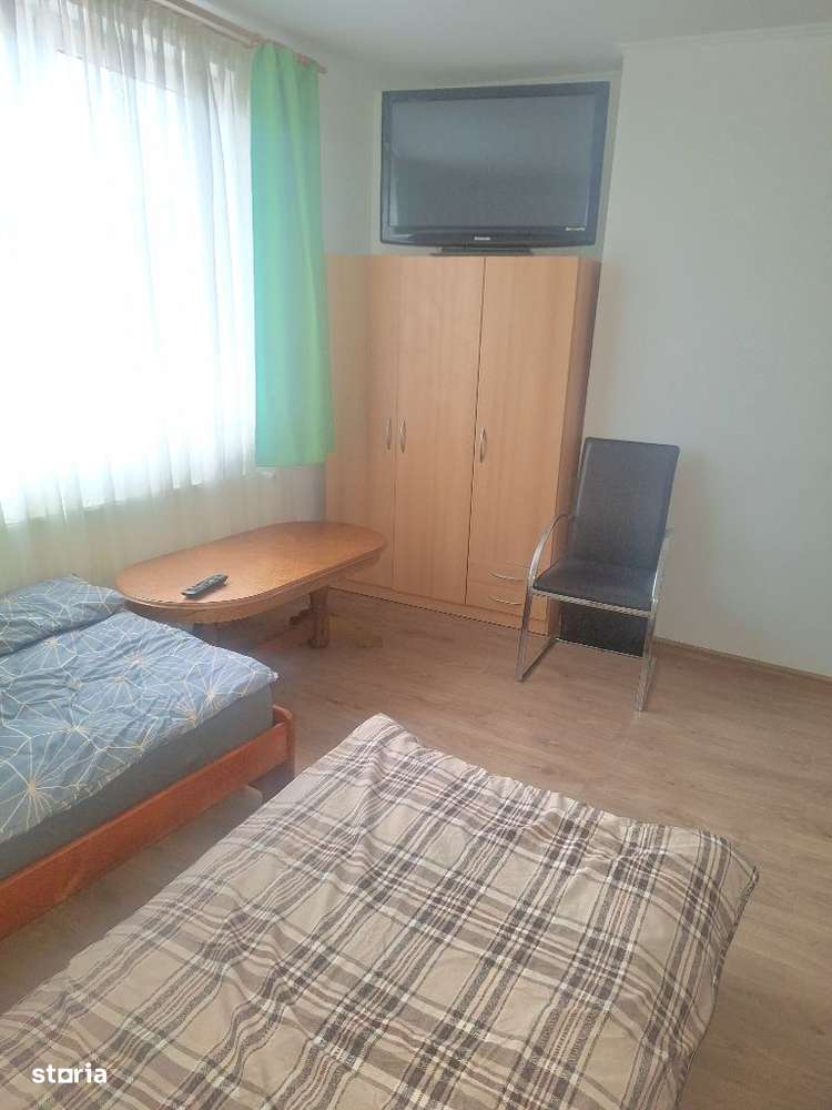 Cazare muncitori-10 paturi individuale, 4 cam,2 băi - Imagine principală: 4/17