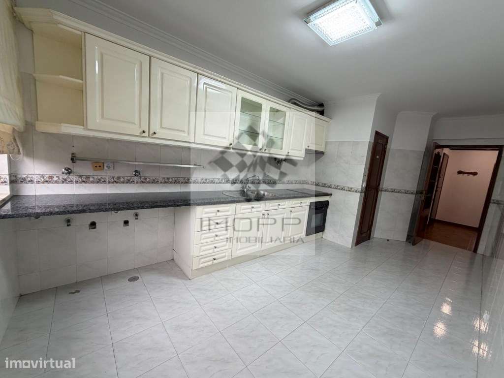 Encantador Duplex T4 no bairro de São Carlos - Grande imagem: 5/23