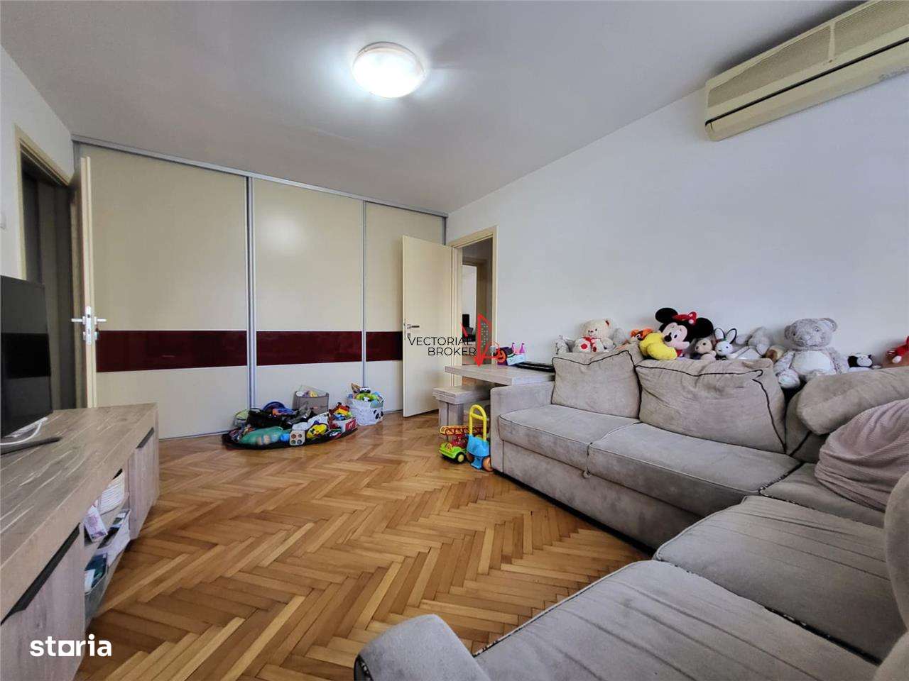 3 CAMERE  ZONA VERDE  PARCARE SI BOXA-1