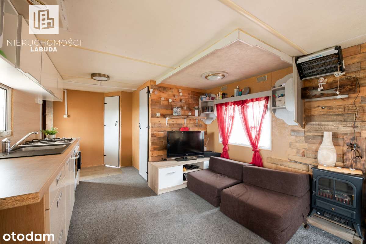 Działka rekreacyjna z domkiem – 5 minut od jeziora-9