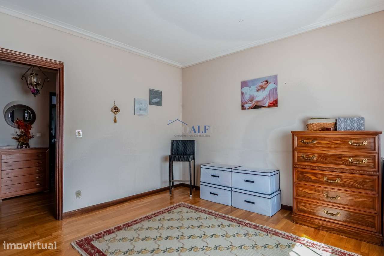 Moradia T5 em Santa Joana perto do centro de Aveiro-7