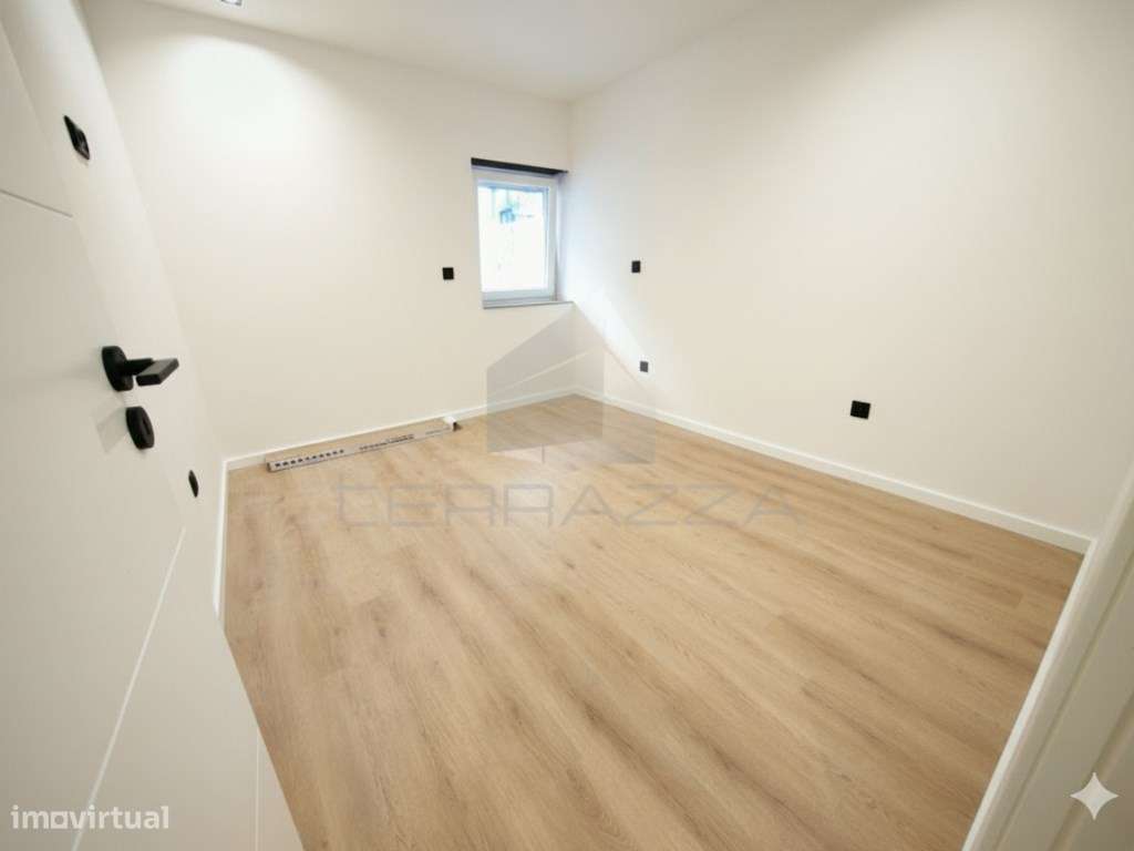 Apartamento novo T1 com terraço - Porto-18