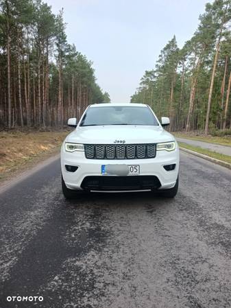 Jeep Grand Cherokee - 15