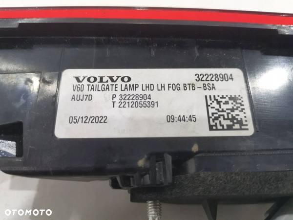Volvo V60 II 18- LAMPA LEWY TYŁ W KLAPE LED SUPER - 4