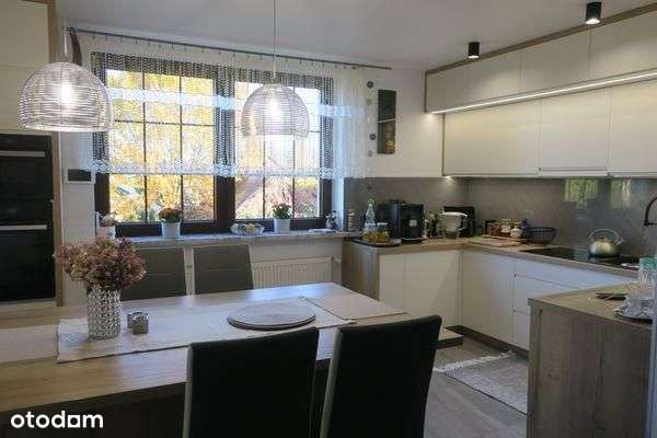 Dom, 217,40 m², Głogów-6