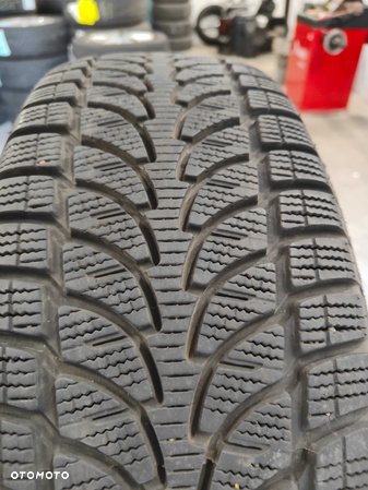 97 Opony zimowe Bridgestone Blizzak 215/65/16 98H - 3