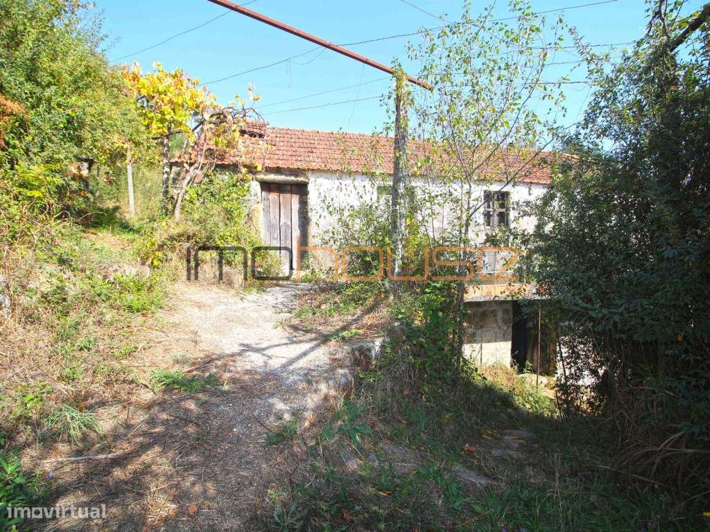 Quinta 2,6ha - Vista panorâmica e várias edificações-27