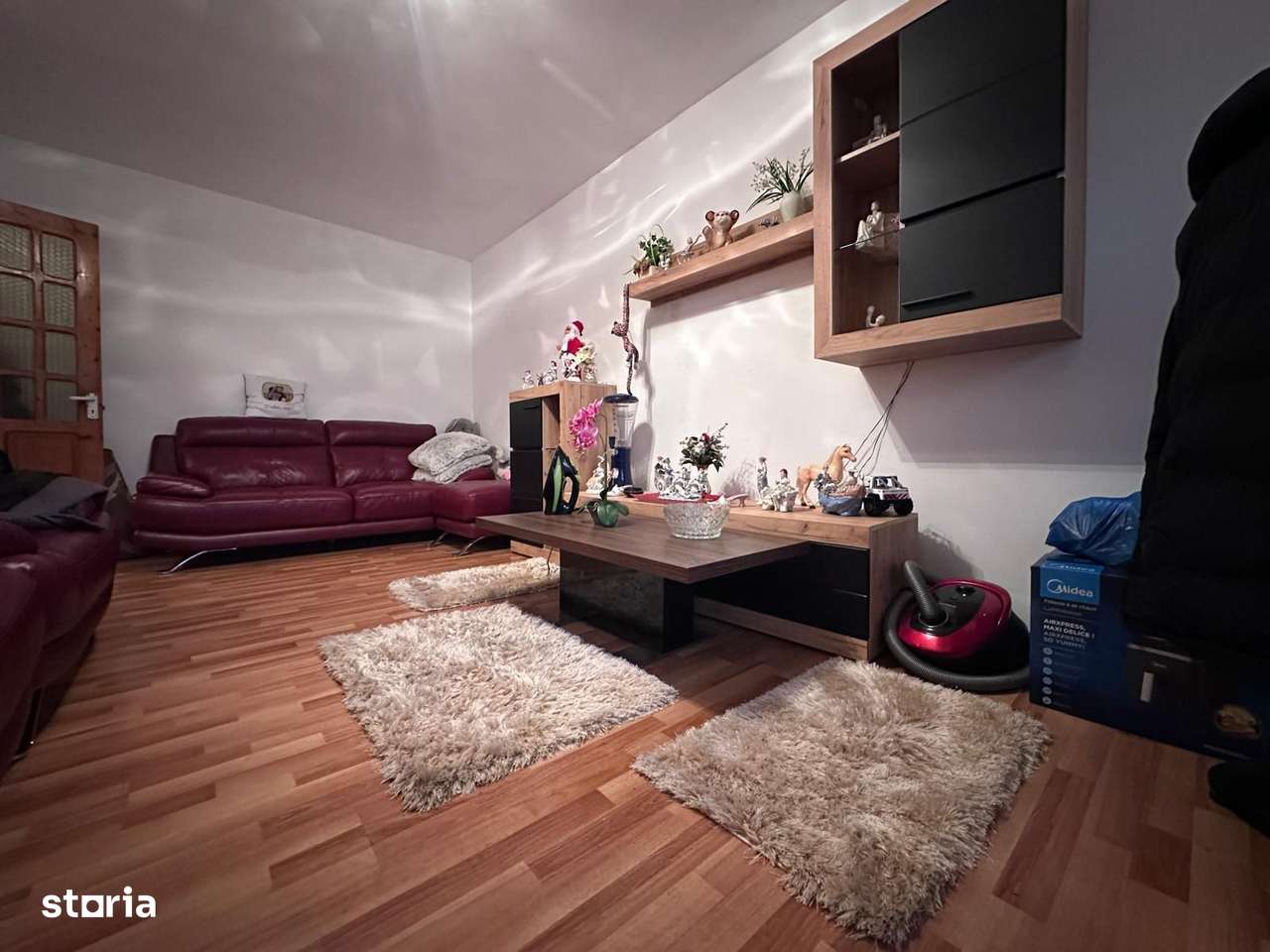 Apartament spațios cu 4 camere de vânzare!-5