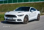 Ford Mustang 5.0 V8 GT - 4