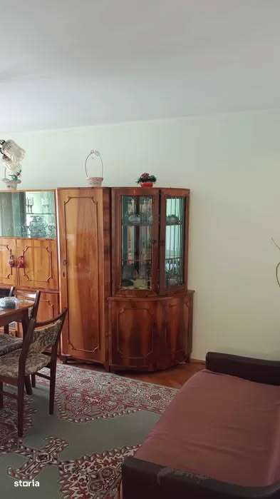 Apartament 3 camere, 70 mp - etaj 3, zona Bradet - Imagine principală: 5/7