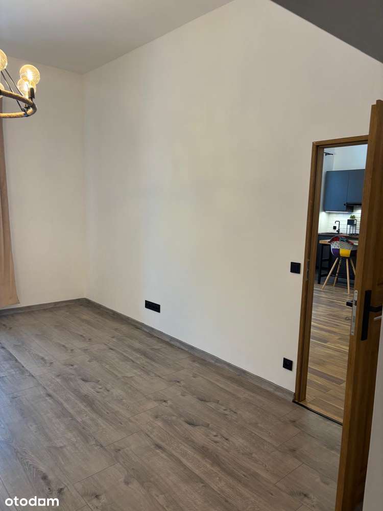 Sprzedam 2 pokojowe ul Birmańska-5
