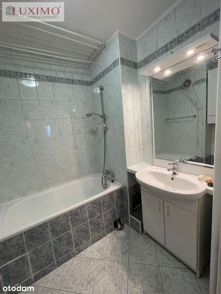 Mieszkanie na sprzedaż-8