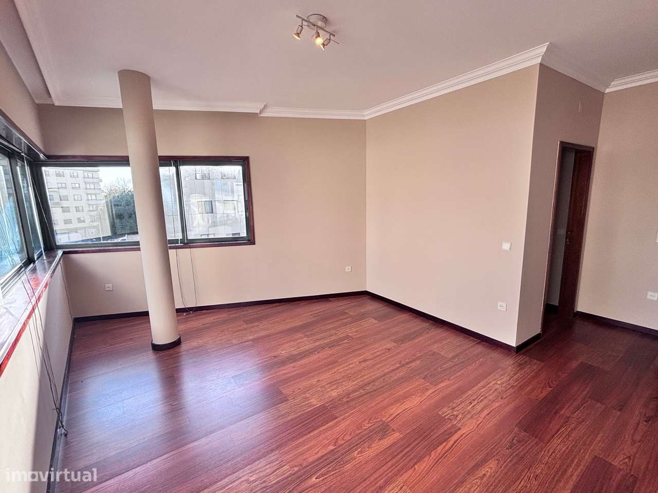 T1 para arrendar no Pinheiro Manso - Grande imagem: 2/14