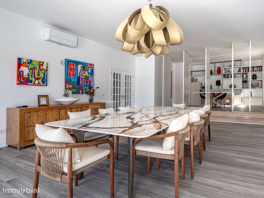 Moradia T6+1 em Soltróia, junto à praia, com piscina-5