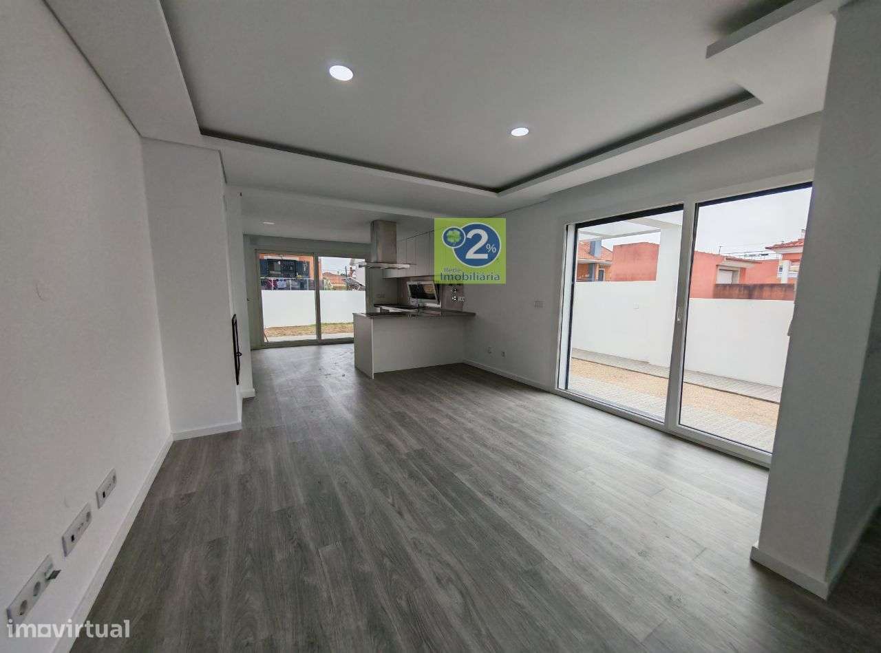 Moradia V4! Térrea - Grande imagem: 5/24