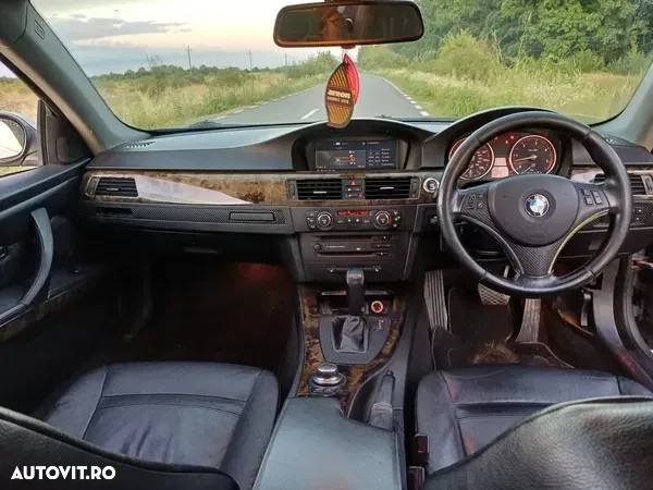 Dezmembrez BMW seria 3 E90 E91 E92 E93 NFL / FL / LCI / M Pachet motor calculator cutie viteze usa aripa capota haion trager bara faruri xenon stop interior jante navigatie oglinzi plafon praguri volan etc - 30