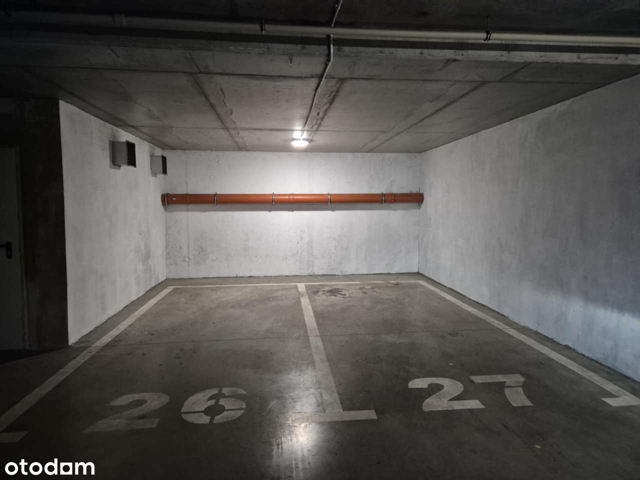 Wynajmę miejsca garażowe postojowe parkingowe Targowa 4