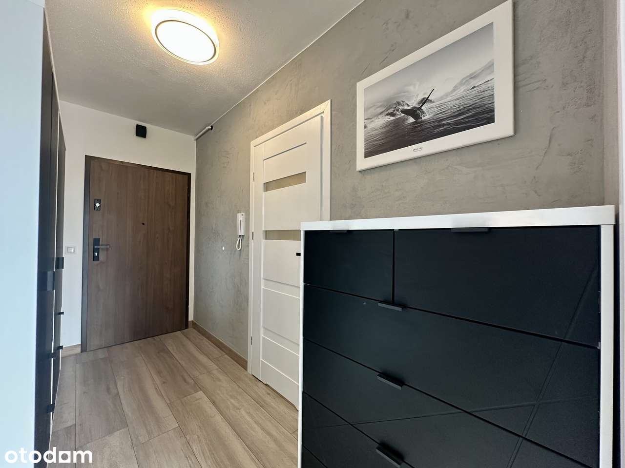 Apartament z miejscem parkingowy oraz pomieszczeniem gospodarczym-8