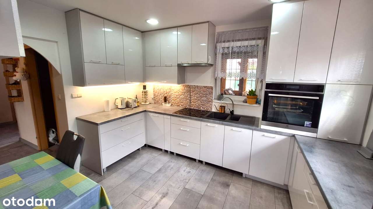 zadbany dom w Charbielinie - Pełny obrazek: 3/20